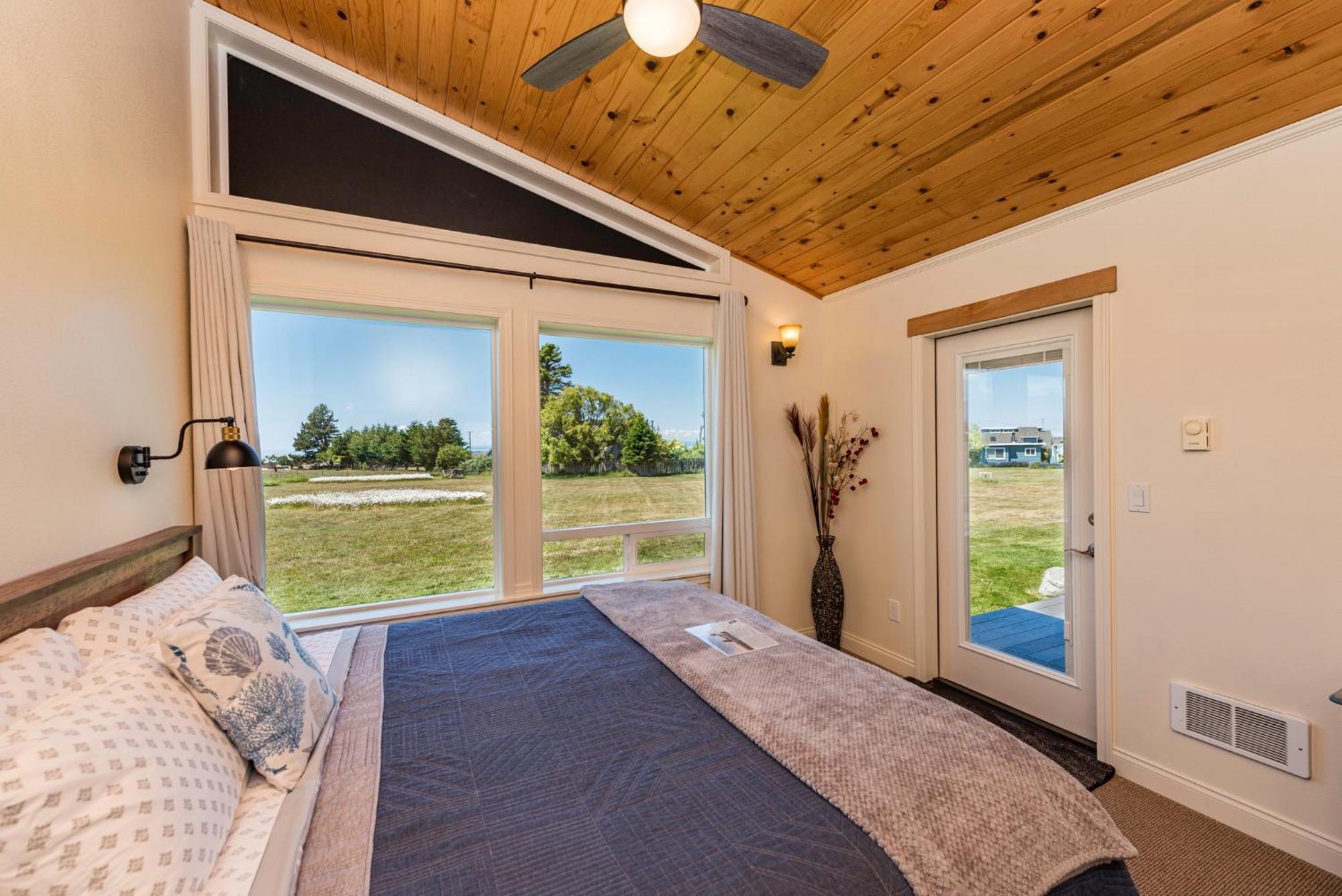 Juan De Fuca Waterfront Hotel & Cottages Sequim Ngoại thất bức ảnh